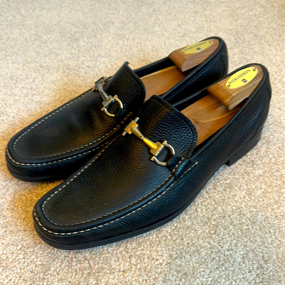 Salvatore Ferragamo Magnifico Textured Calfskin Gancini Loafer Size 9.5